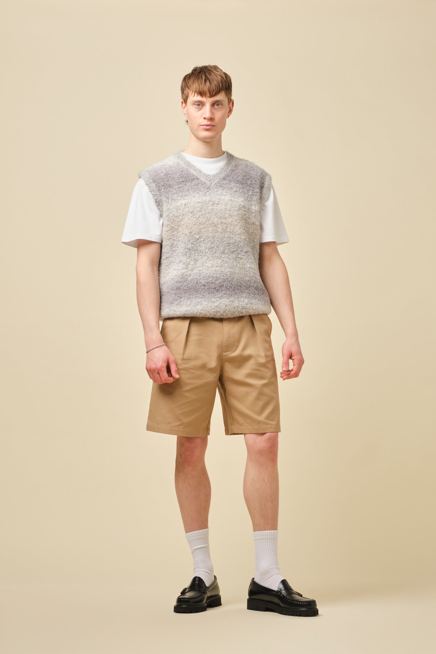 BOUCLE GRADIENT V-NECK KNIT VEST - ASH