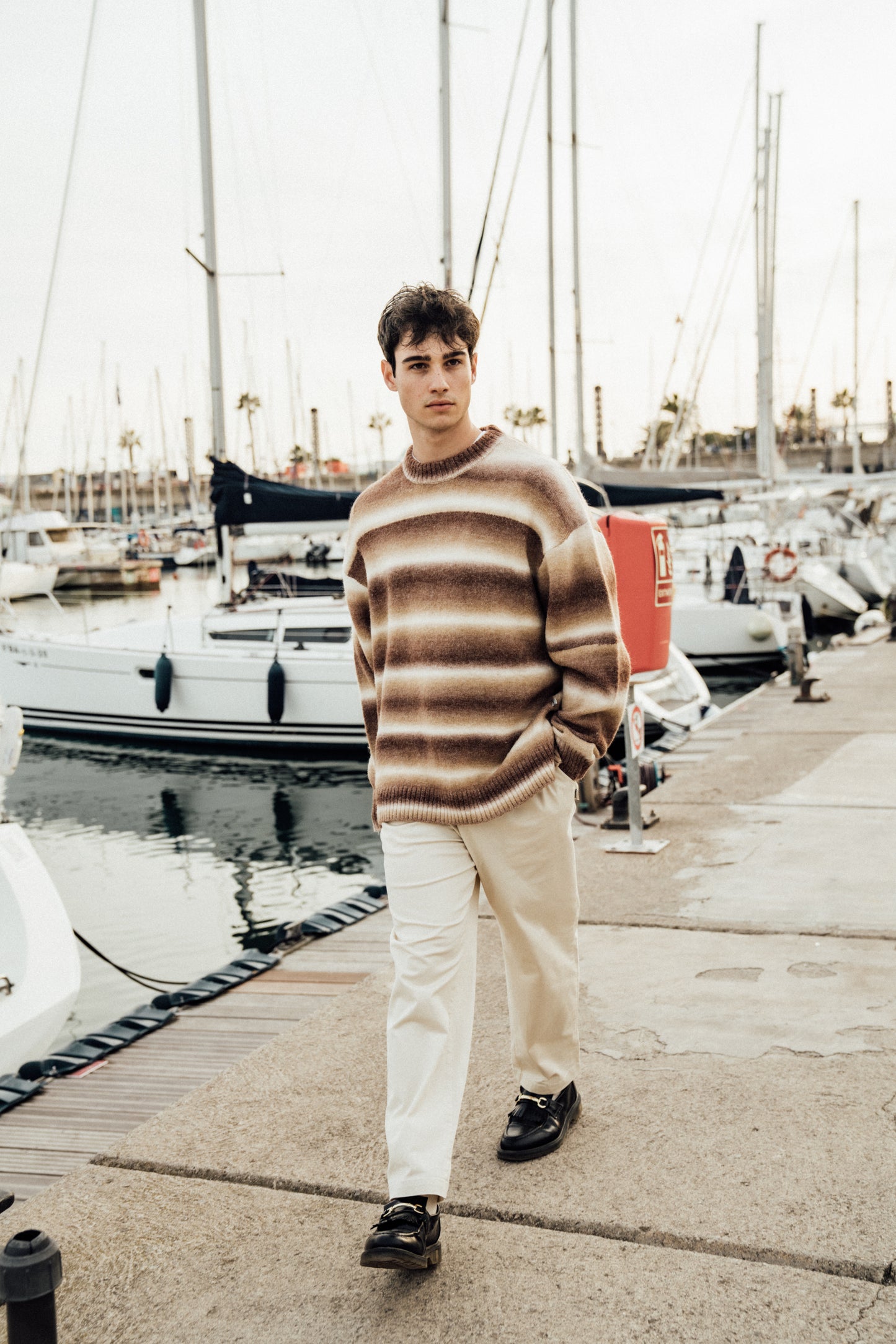 TOFFEE GRADIENT KNIT SWEATER