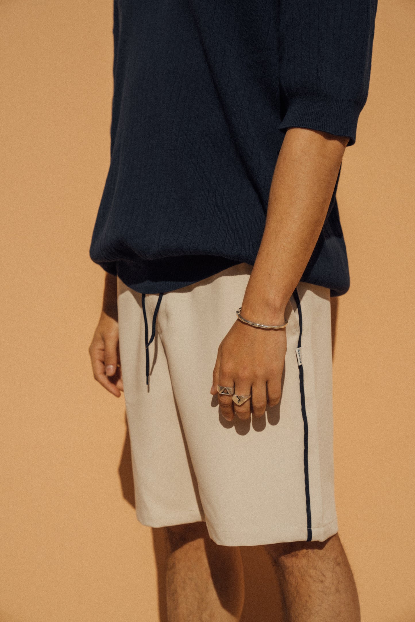 STRIPE TRACK SHORTS - BEIGE / NAVY