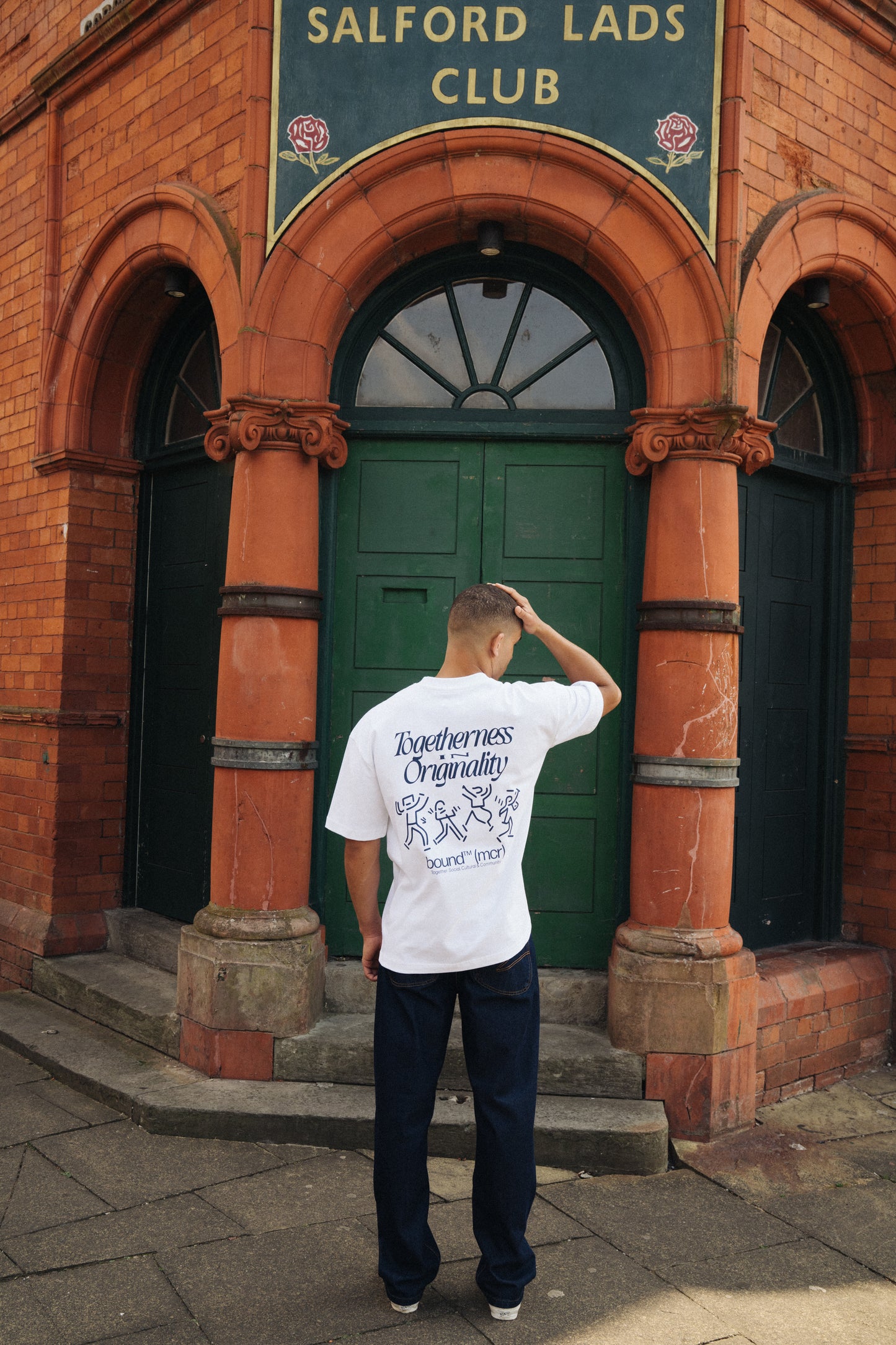 DANCING TEE - WHITE