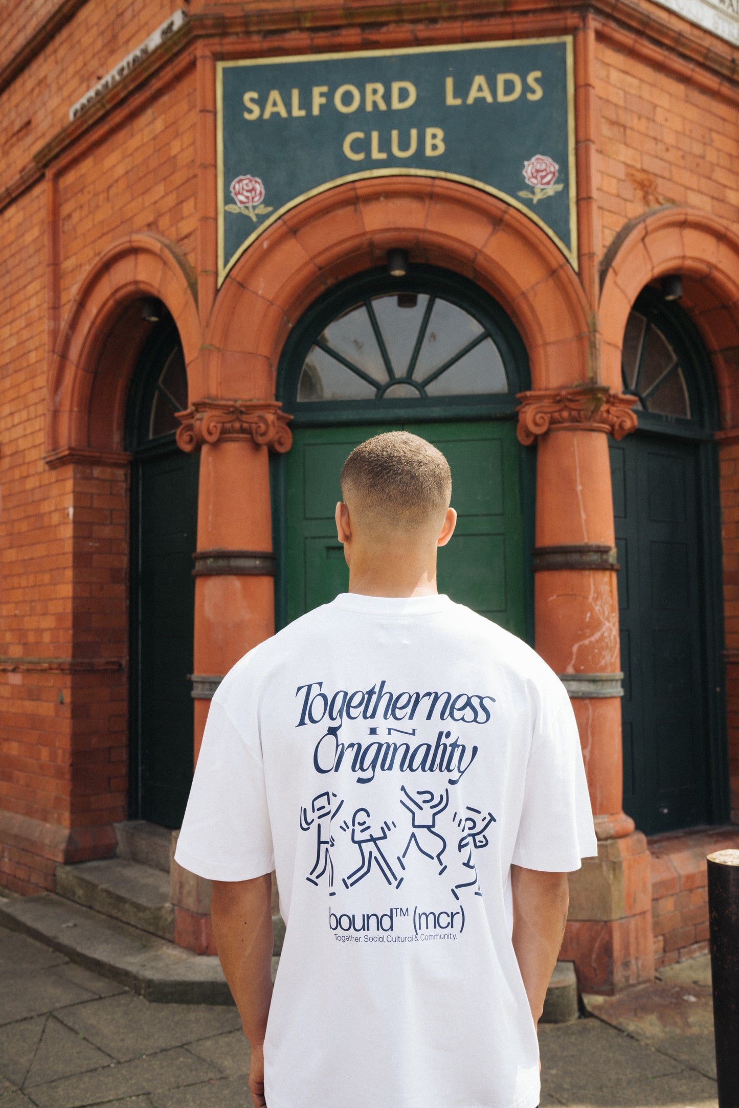 DANCING TEE - WHITE