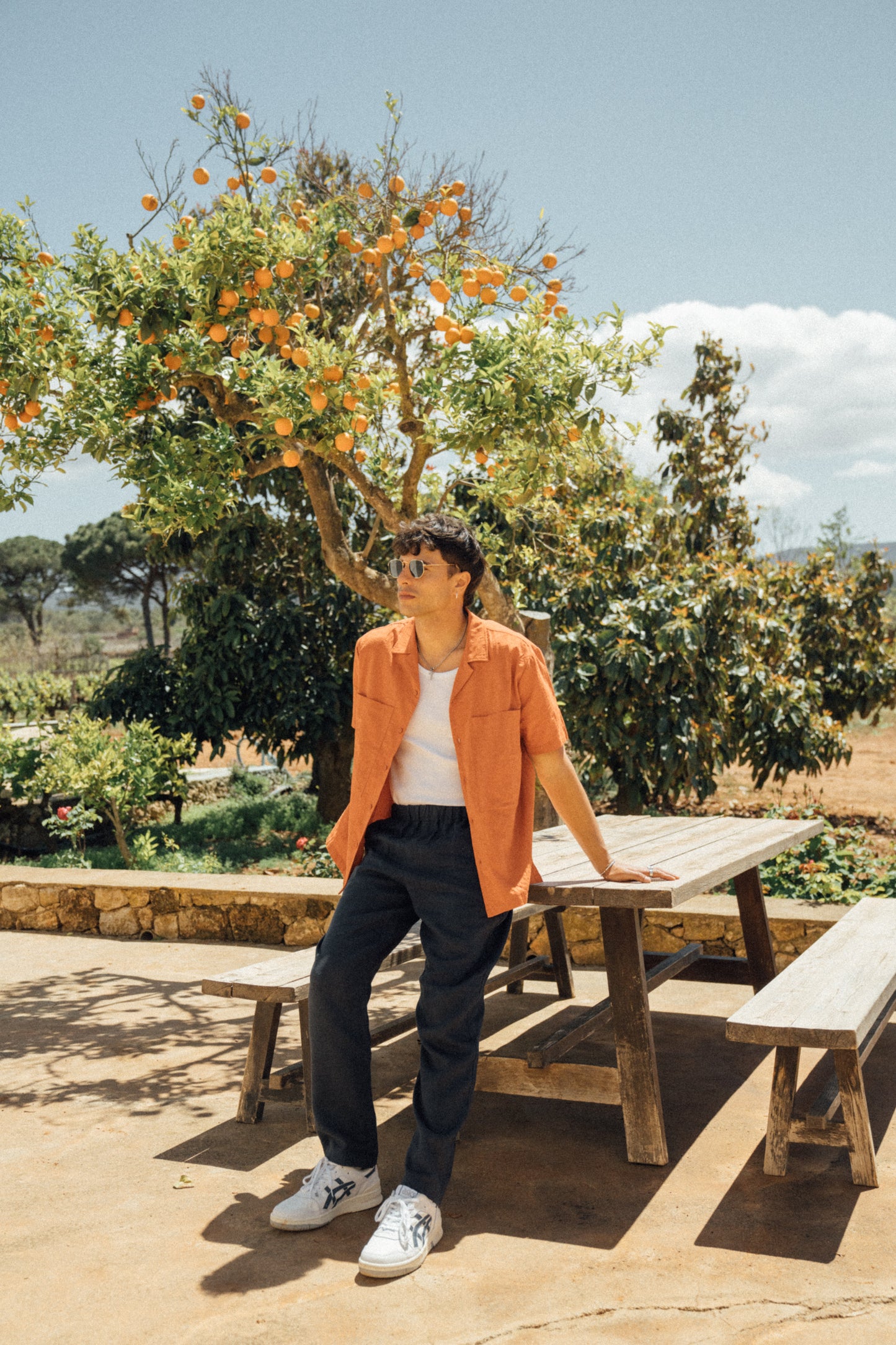 RELAXED LINEN TROUSERS - NAVY