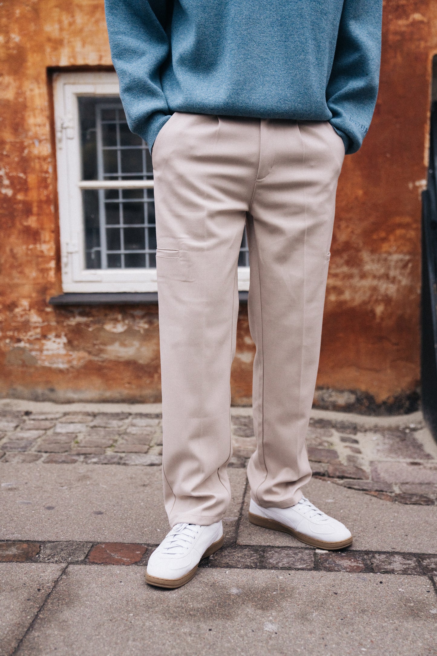 TAPERED CASUAL TROUSER - CREAM