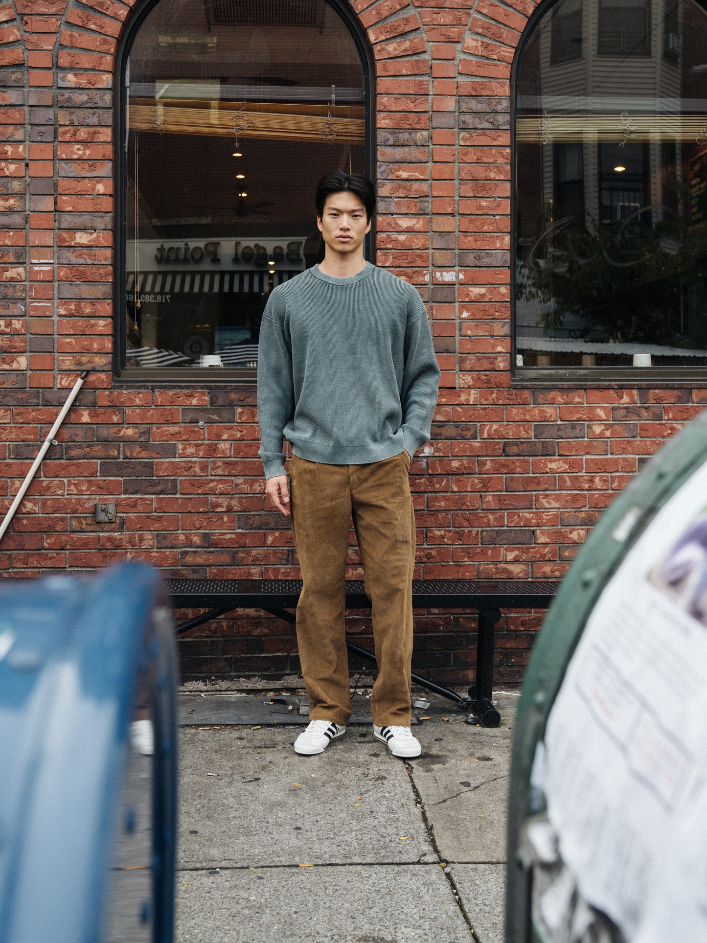 RELAXED CORDUROY TROUSER - PECAN BROWN