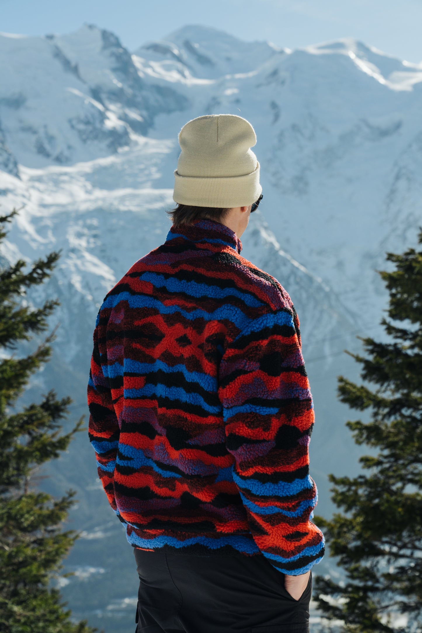 CAMO RETRO PATTERNED FLEECE