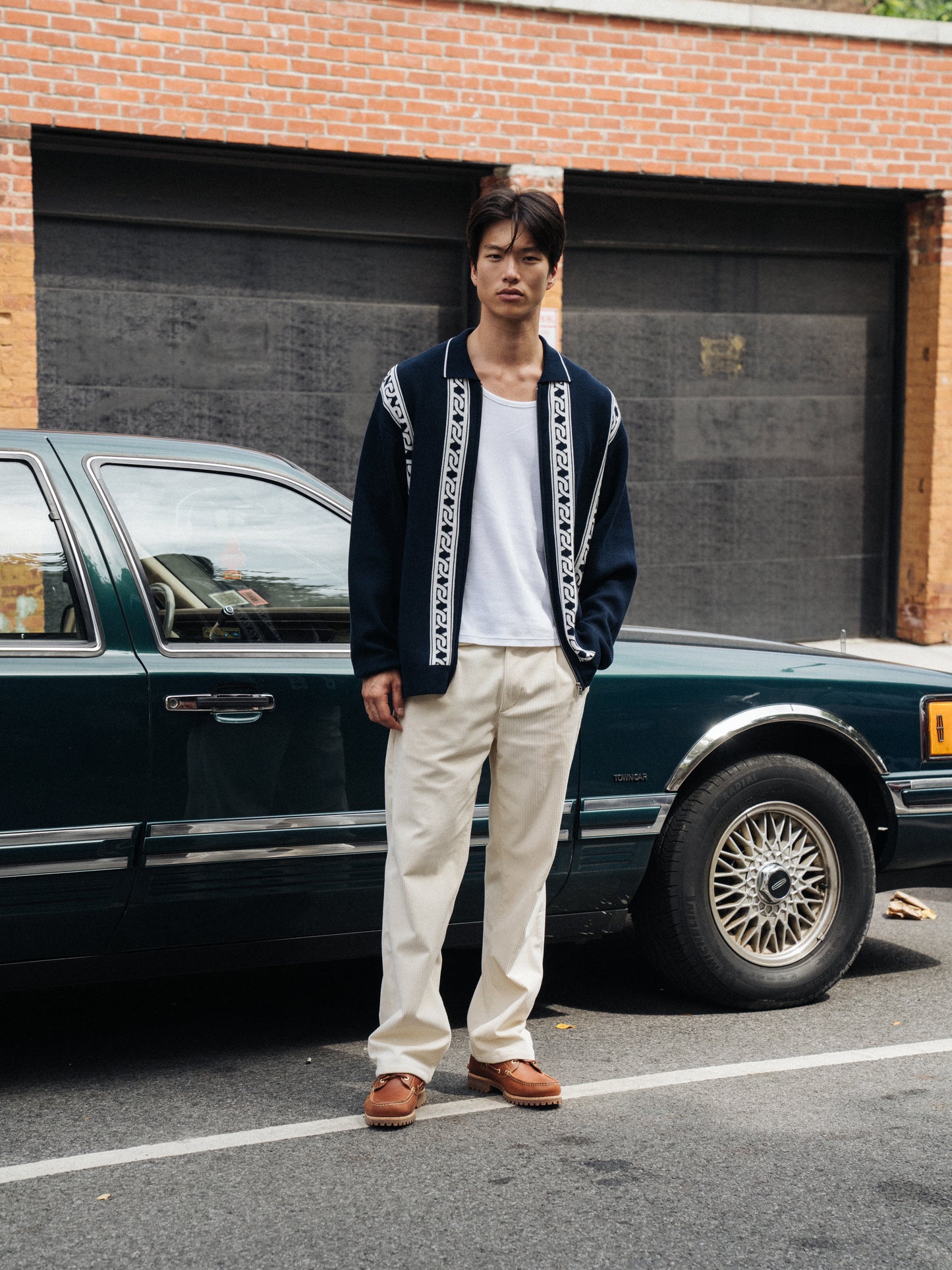 RELAXED CORDUROY TROUSER - LIGHT CREAM