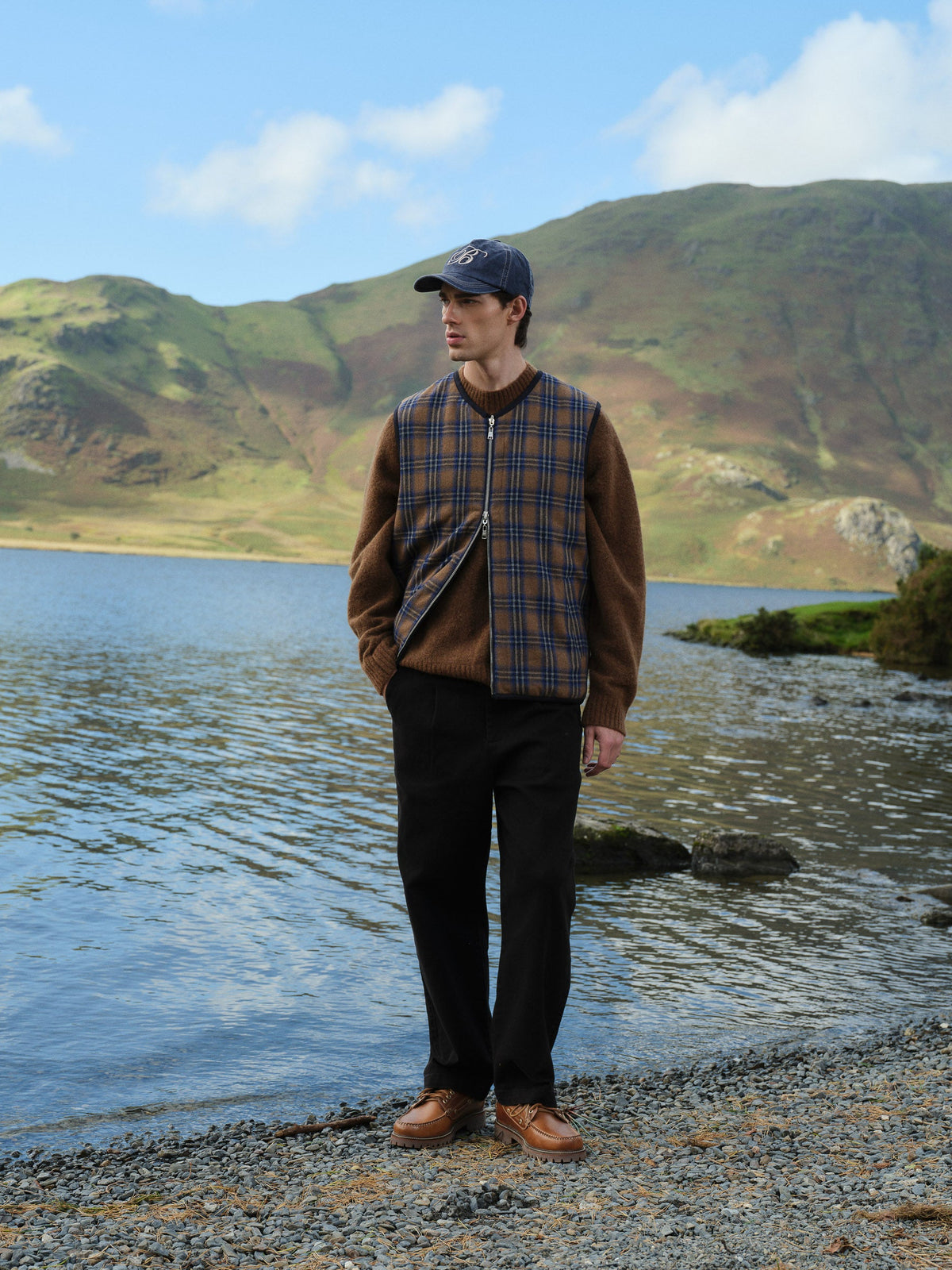 LOCH REVERSIBLE GILET