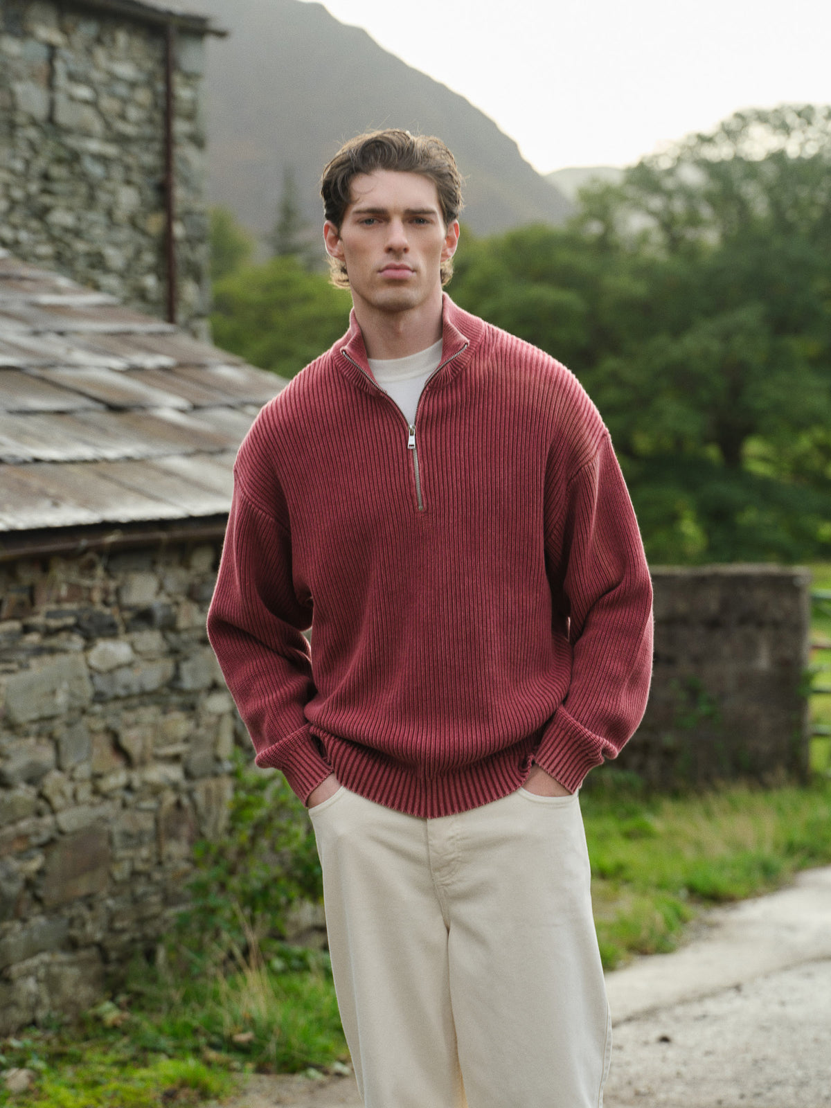 RED ACID WASH FUNNEL NECK HALF ZIP