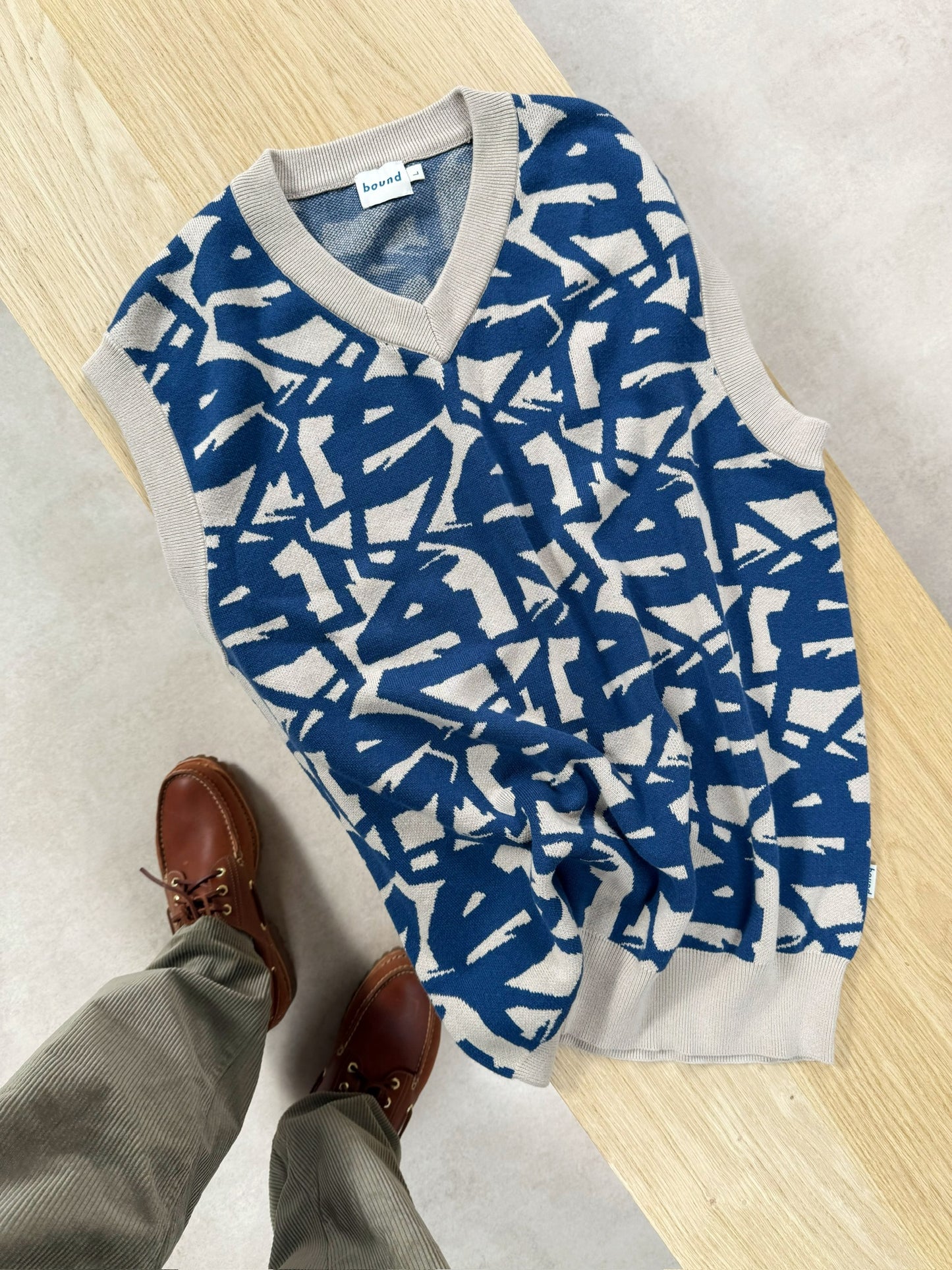 ABSTRACT OCEAN VEST - BLUE/BEIGE