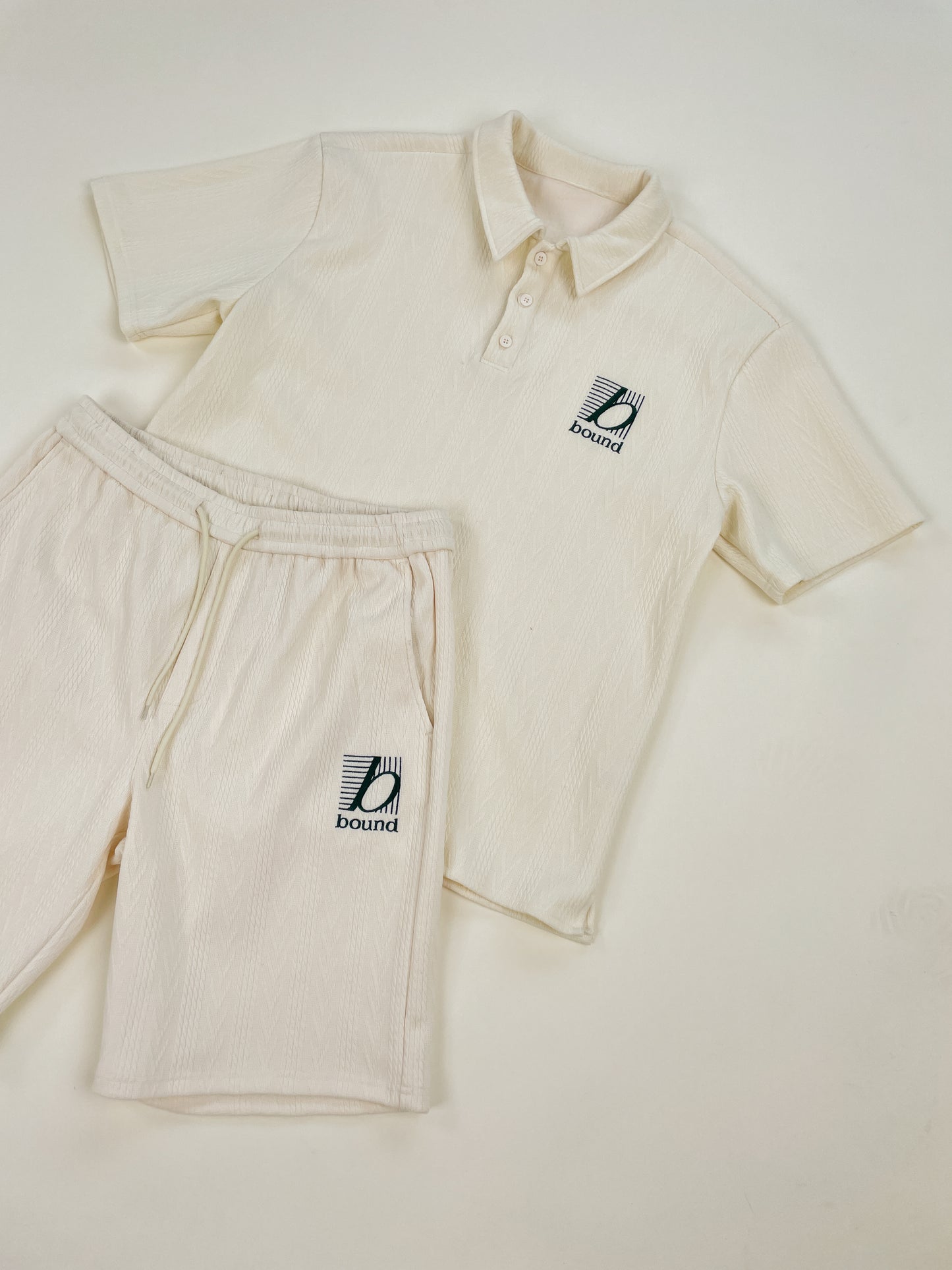 TENNIS CABLE TEXTURE SHORTS - ECRU