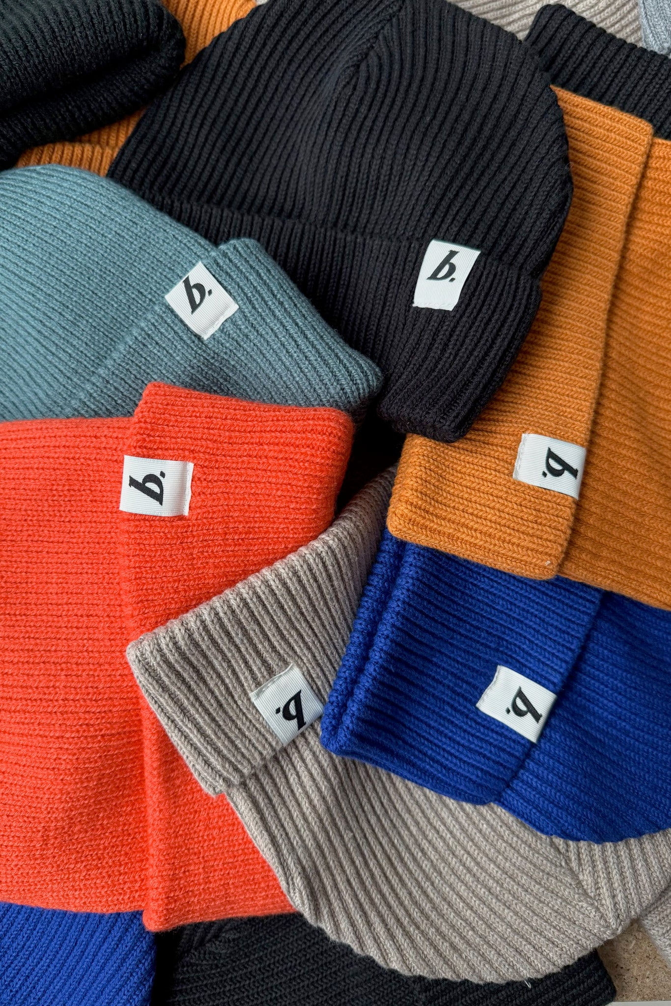 ORGANIC FISHERMAN RIBBED LABEL BEANIE - FRENCH NAVY