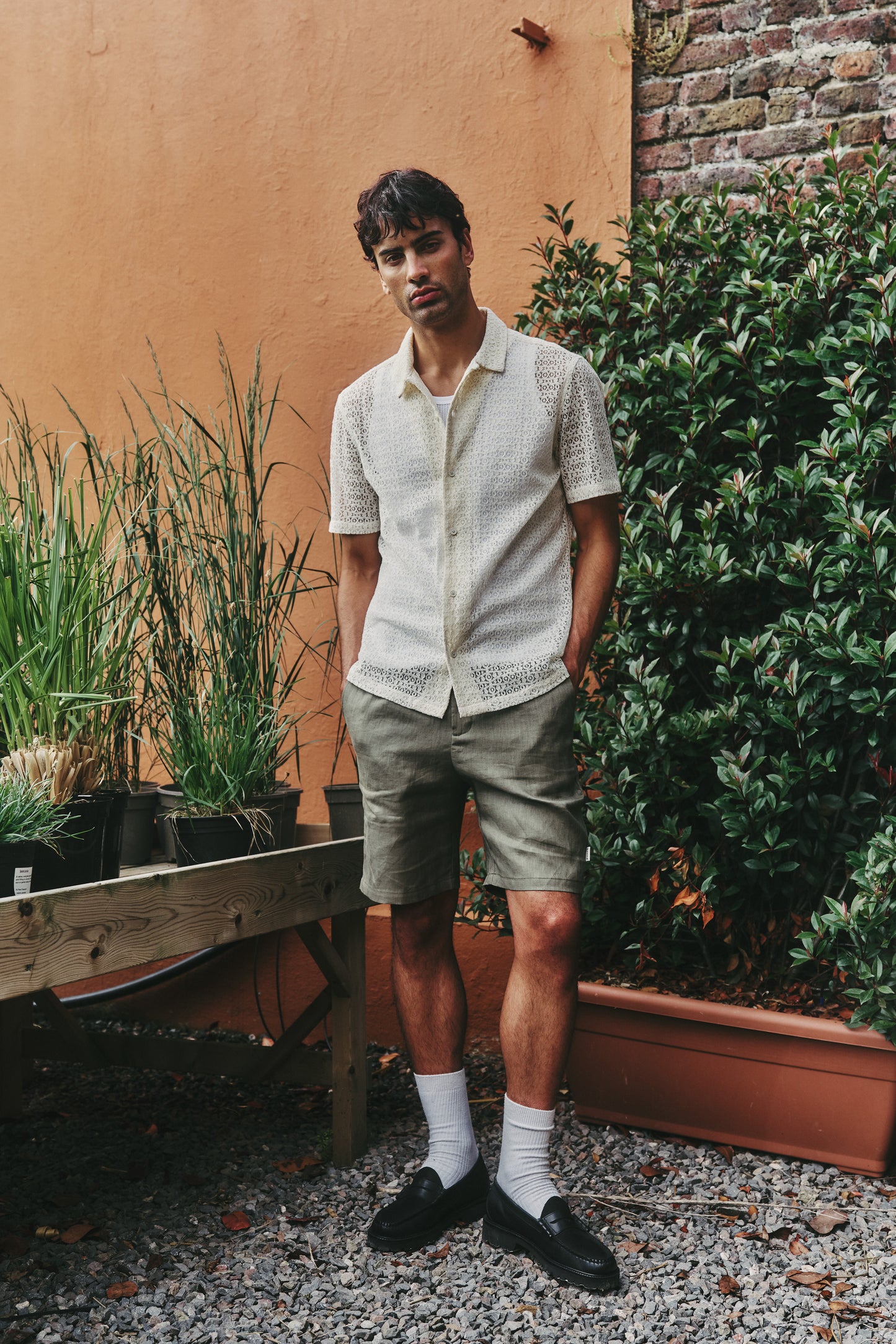 ALFAMA LINEN SHORTS - OLIVE