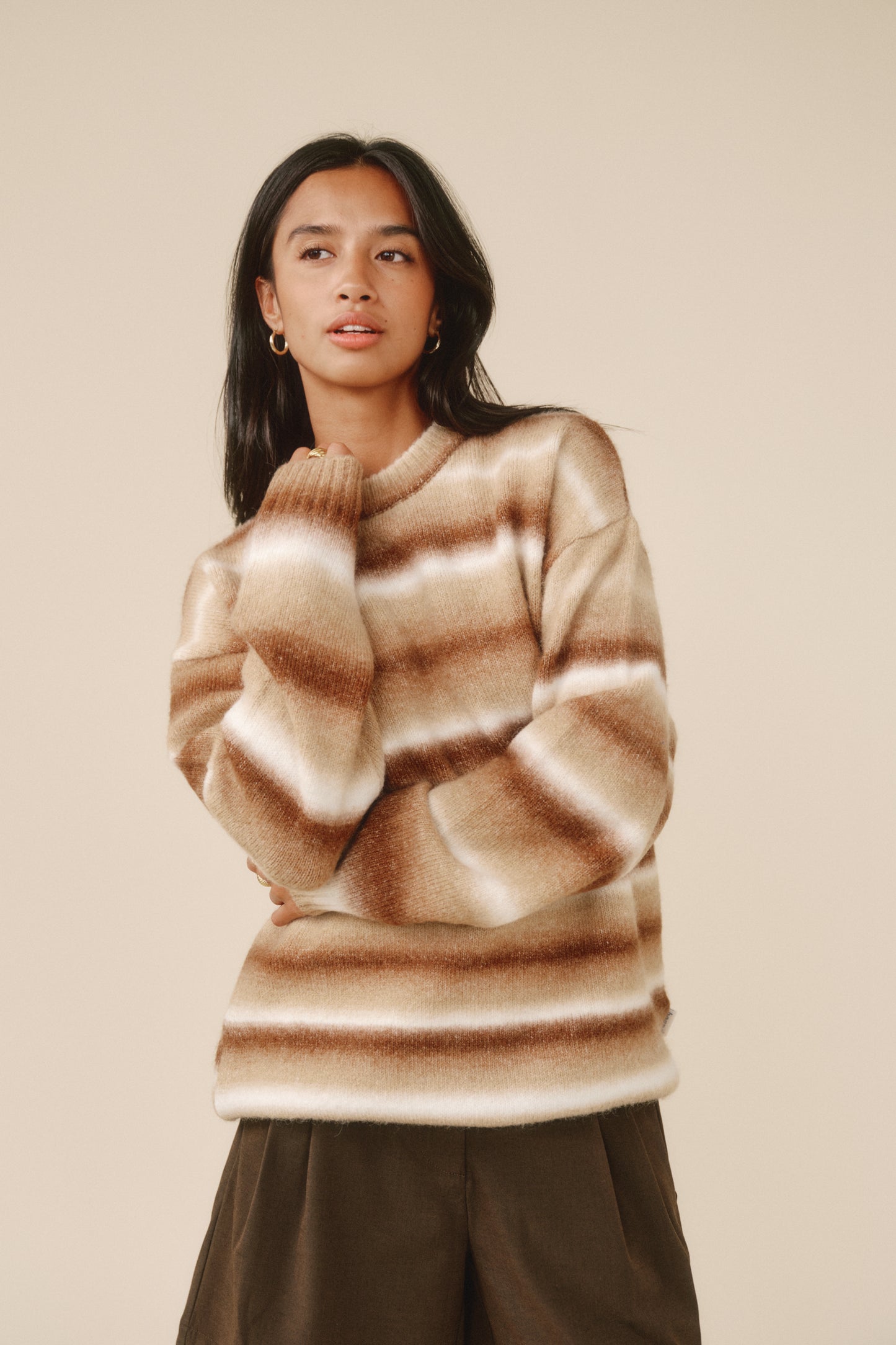 TOFFEE GRADIENT KNIT SWEATER