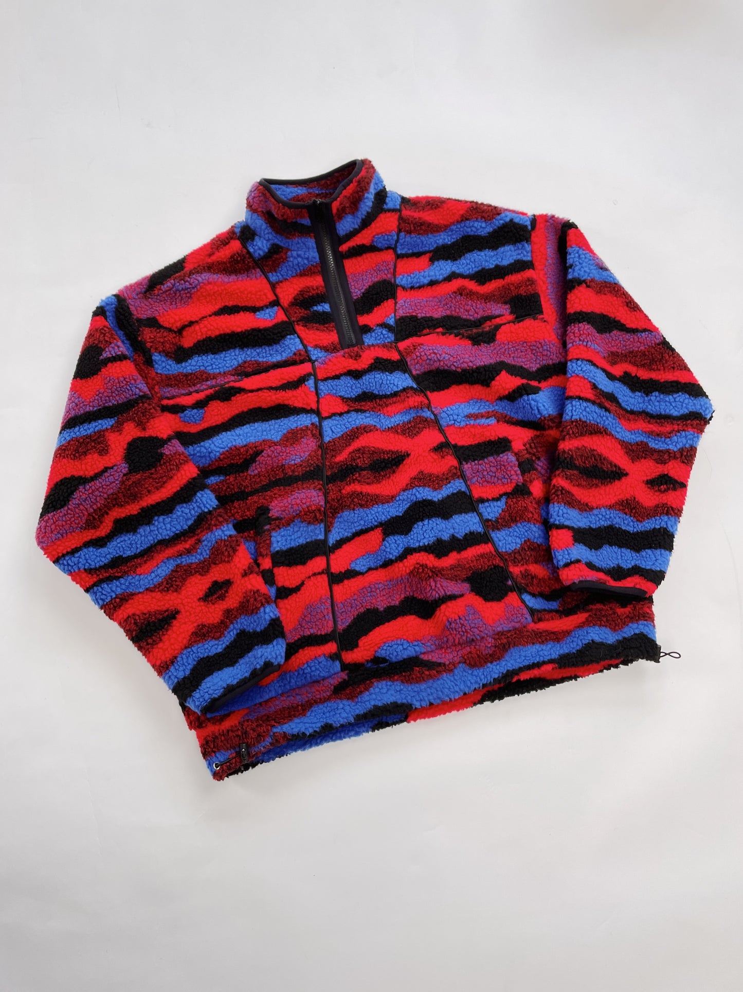 CAMO RETRO PATTERNED FLEECE