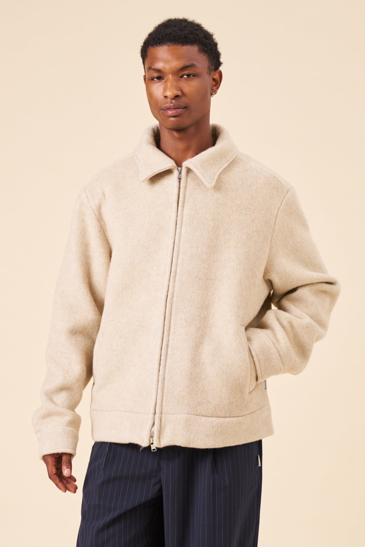 BRUSHED WOOL SMART JACKET - CREAM