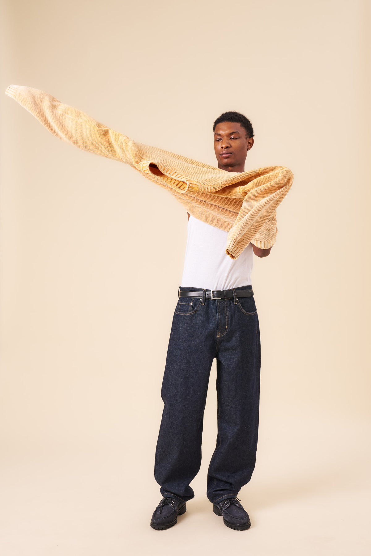 SIGNATURE BARREL LEG DENIM JEAN - RAW INDIGO