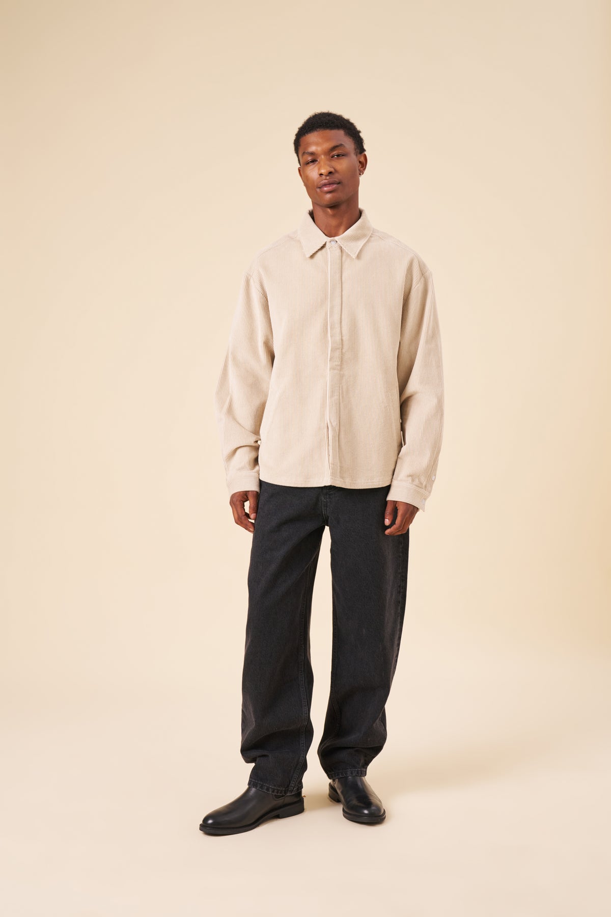 SIGNATURE BARREL LEG DENIM JEAN - WASHED BLACK