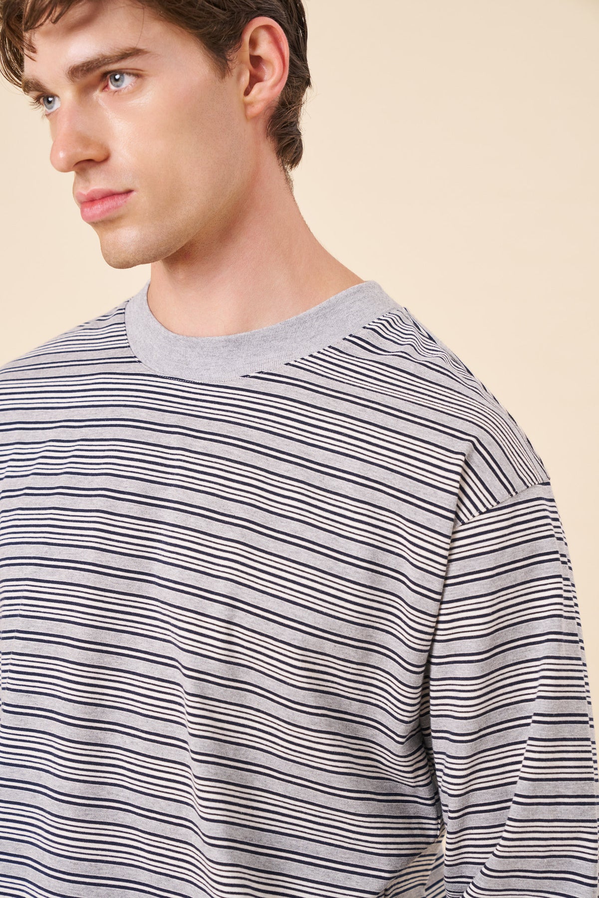 90S LONGSLEEVE STRIPE TEE