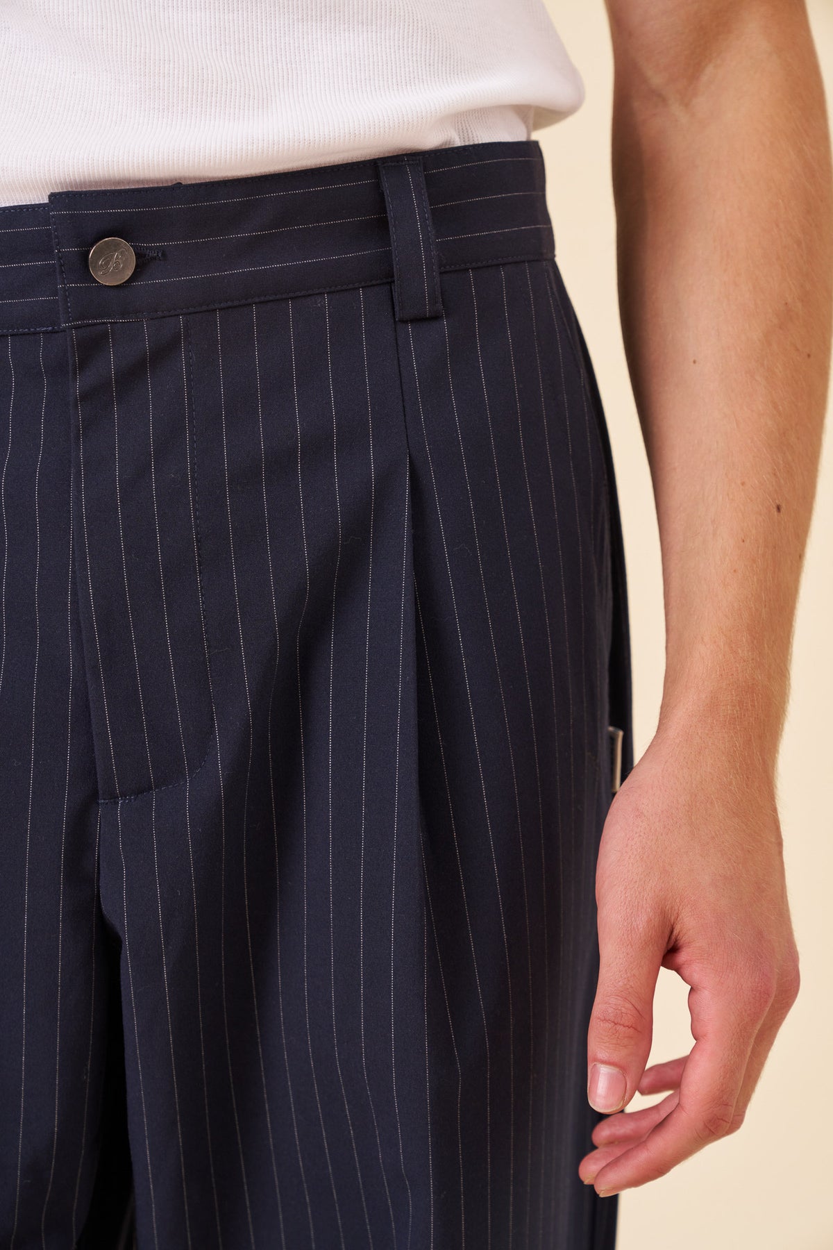 PIN STRIPE RELAXED PLEATED TROUSERS - NAVY