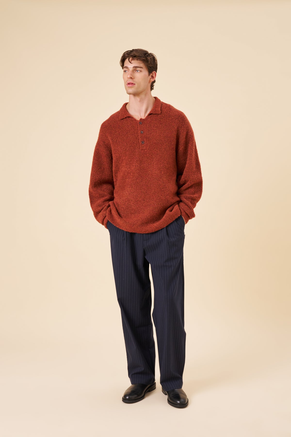 TEXTURED WOOL LONGSLEEVE KNIT POLO - RUST