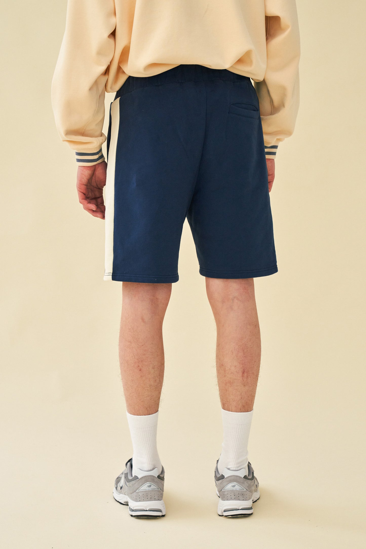 NAVY STRIPE JOGGER SHORTS
